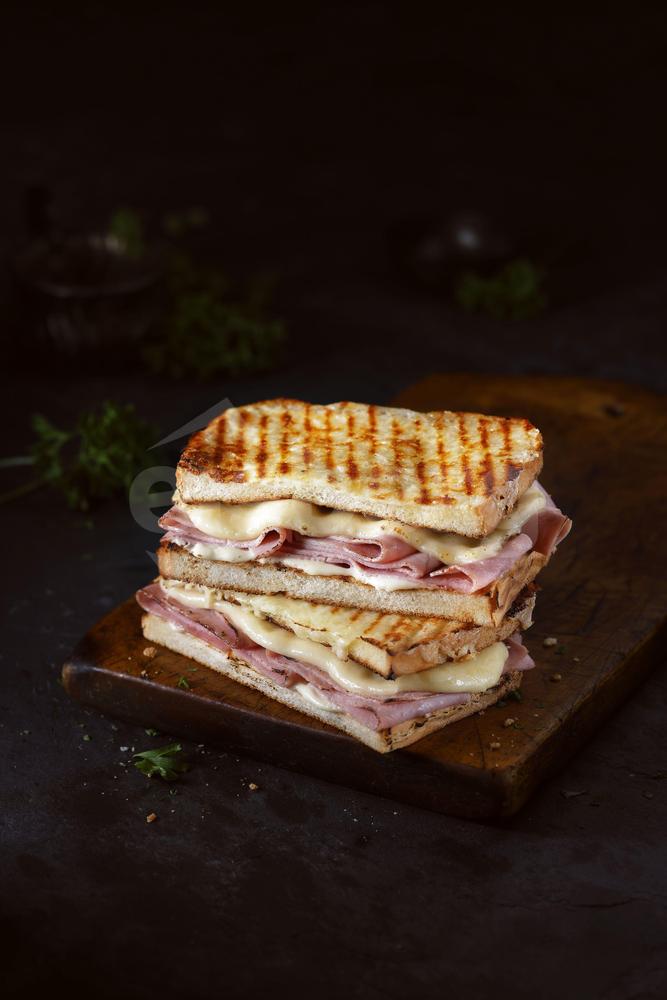 Sendvič Classic Šunkový se sýrem Café Snack
