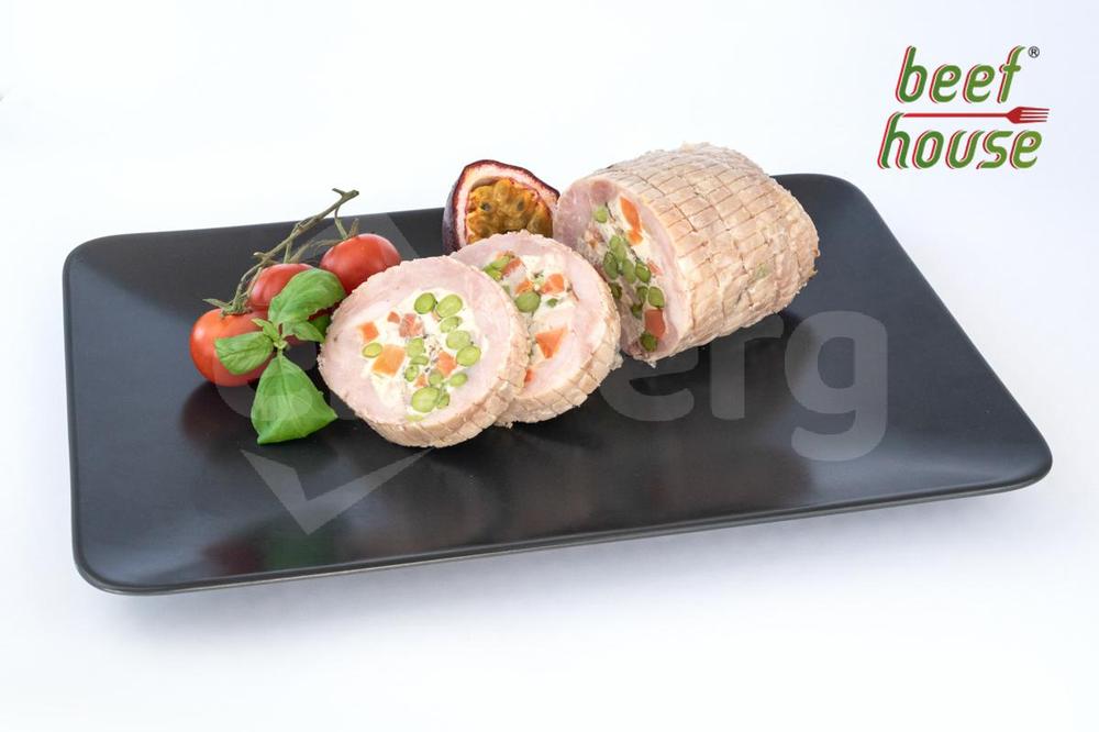 Kuřecí roláda s vajíčkem,hráškem,mrkví  Sous-vide BH